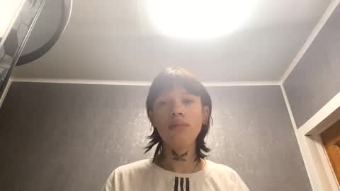 Snapshot of mun_poli chatting on October 25, 3:36 am Polik online show from October 25, 3:36 am