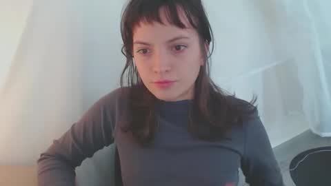 Snapshot of munchi_ chatting on November 18, 3:49 pm online show from November 18, 3:49 pm