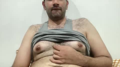 munnabobby2008 online show from January 14, 11:53 am