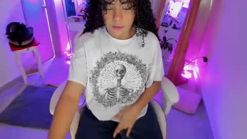 Snapshot of murat_taurus chatting on October 2, 11:39 am Murat online show from October 2, 11:39 am