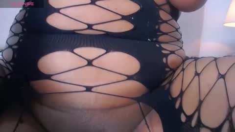 Snapshot of muriell303av chatting on December 16, 7:26 am muriell303av online show from December 16, 7:26 am