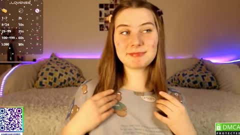 Snapshot of murrrworren chatting on February 27, 6:29 am Mira online show from February 27, 6:29 am