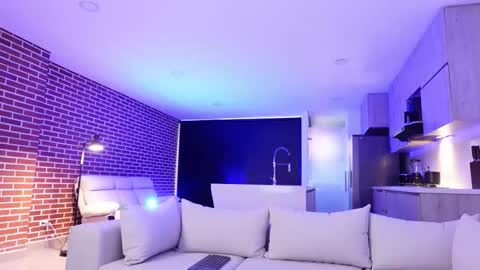 Snapshot of muscle_man19 chatting on October 28, 11:36 am Nick online show from October 28, 11:36 am