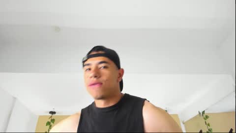 muscle scott online show from October 19, 12:17 pm