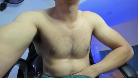 muscle scott online show from February 6, 3:48 pm