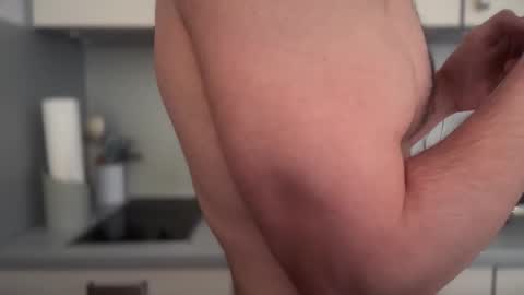 musclehair3 online show from March 20, 11:37 am