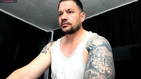 MuscleMonster31 online show from October 21, 11:55 am