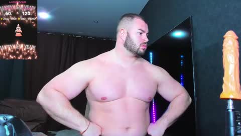 Snapshot of muscularjohnforu chatting on March 9, 6:54 pm click icon for peach online show from March 9, 6:54 pm