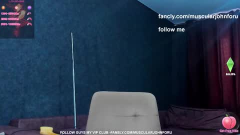 Snapshot of muscularjohnforu chatting on September 22, 8:27 am click icon for peach online show from September 22, 8:27 am