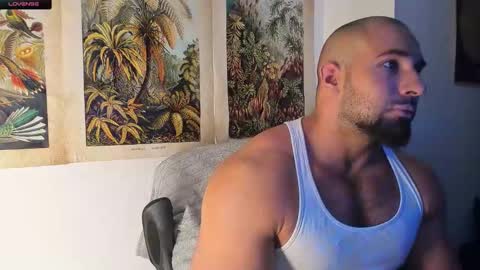 Snapshot of musculusx chatting on February 26, 5:07 pm Musculus online show from February 26, 5:07 pm