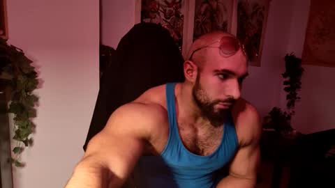 Snapshot of musculusx chatting on October 3, 9:34 pm Musculus online show from October 3, 9:34 pm