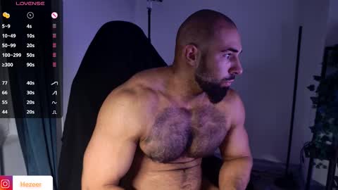 Snapshot of musculusx chatting on October 15, 1:28 am Musculus online show from October 15, 1:28 am