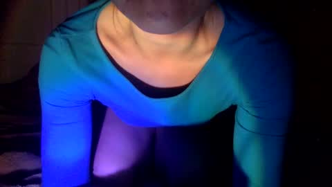 Muse Ali  online show from December 8, 5:55 pm