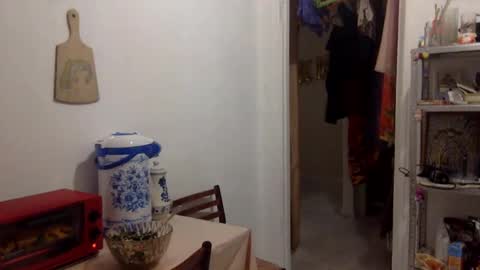 Muse Ali  online show from December 11, 5:37 pm