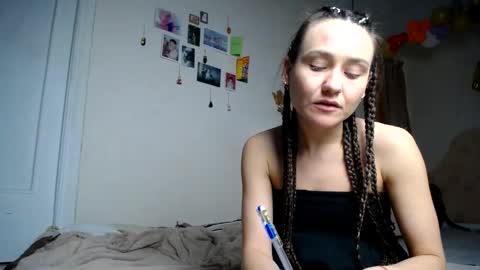 Muse Ali  online show from December 16, 1:21 am