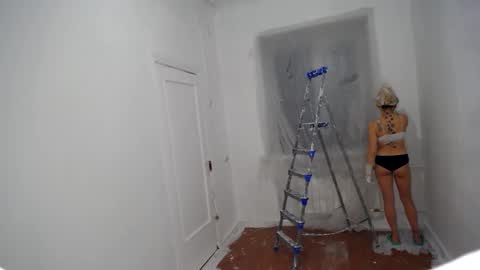 Muse Ali  online show from December 19, 3:08 pm