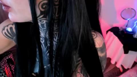 blackmuse online show from December 31, 4:27 am