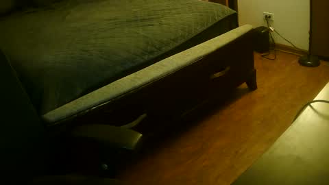 Snapshot of mustenjoyhead79 chatting on September 21, 1:07 am mustenjoyhead79 online show from September 21, 1:07 am