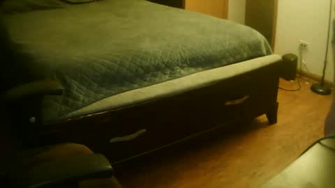 Snapshot of mustenjoyhead79 chatting on November 24, 11:04 pm mustenjoyhead79 online show from November 24, 11:04 pm