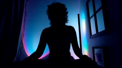 Snapshot of mx_anouk_divine chatting on October 12, 4:33 am Mx. Anouk Divine online show from October 12, 4:33 am