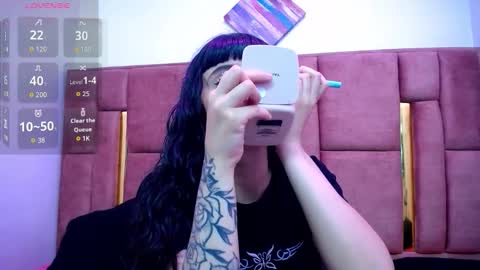 Snapshot of mxlvixje chatting on November 12, 2:45 am SOFIA online show from November 12, 2:45 am