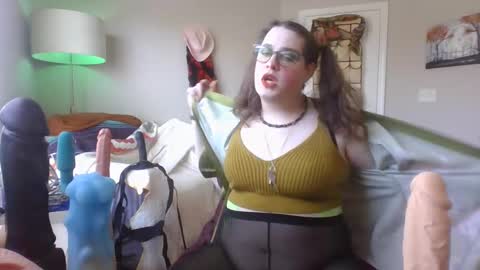 Snapshot of mxsissycharlotte chatting on February 18, 8:14 pm Mx Charlotte online show from February 18, 8:14 pm