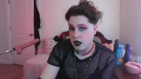 Snapshot of mxsissycharlotte chatting on September 25, 5:16 pm Mx Charlotte online show from September 25, 5:16 pm