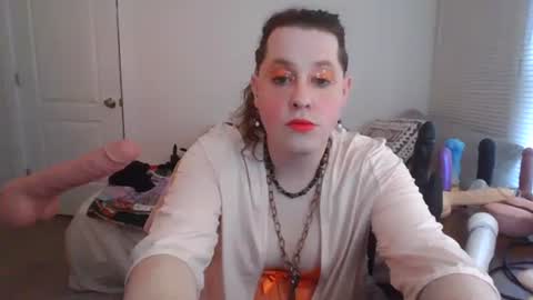 Snapshot of mxsissycharlotte chatting on October 14, 3:24 pm Mx Charlotte online show from October 14, 3:24 pm