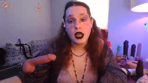 Mx Charlotte online show from April 15, 6:15 pm