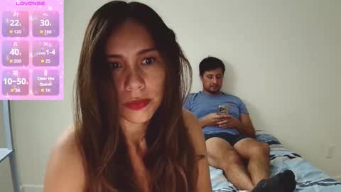 Snapshot of my420couple chatting on October 26, 8:42 am miss beauty coming 96 2300 online show from October 26, 8:42 am