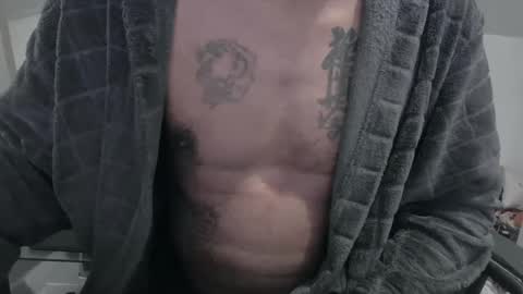 Snapshot of my432687 chatting on January 17, 1:15 am my432687 online show from January 17, 1:15 am