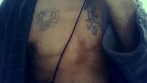 Snapshot of my432687 chatting on November 17, 11:43 pm my432687 online show from November 17, 11:43 pm