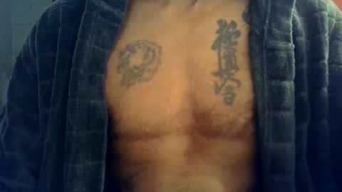 Snapshot of my432687 chatting on December 3, 12:40 am my432687 online show from December 3, 12:40 am