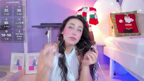 my_aleja_ online show from December 3, 1:20 pm