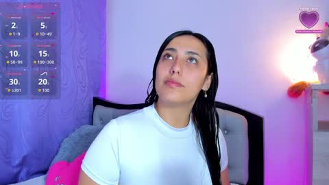 my_aleja_ online show from April 17, 9:56 am