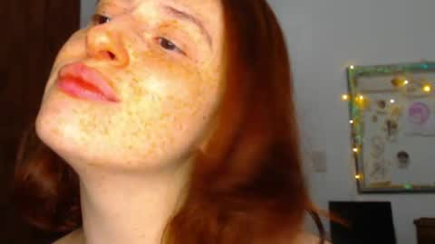     sara      i know you love me xoxox     online show from April 6, 6:25 am