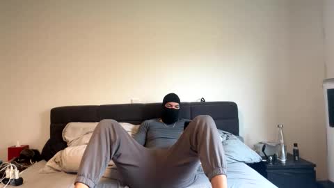 my_mike420 online show from October 15, 9:20 am