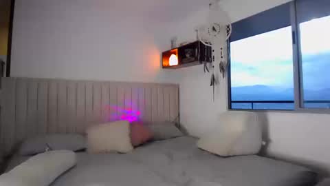 Snapshot of myahangel chatting on September 26, 10:47 pm Myah Angel online show from September 26, 10:47 pm