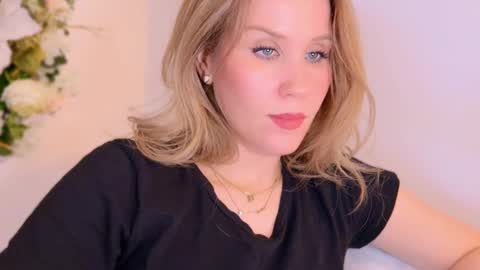 Mya-be Yours P online show from February 3, 10:54 pm