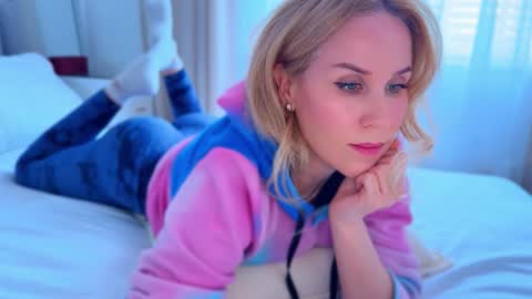 Mya-be Yours P online show from September 9, 3:33 pm