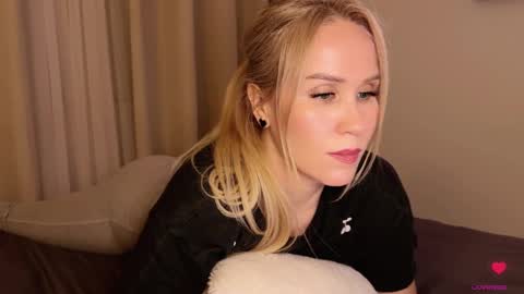 Mya-be Yours P online show from November 14, 9:24 pm