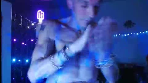 LA MARIPOSA DE MARICOPA online show from February 24, 1:24 am