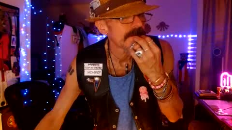 LA MARIPOSA DE MARICOPA online show from September 16, 8:37 am