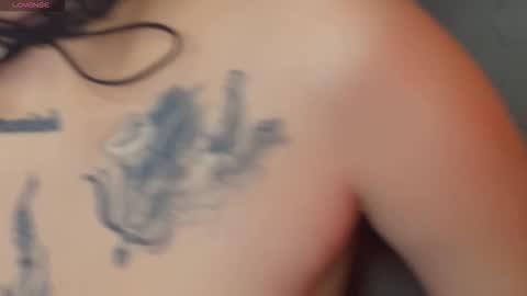 Snapshot of mygoddesshecate chatting on November 7, 10:37 am Hecate online show from November 7, 10:37 am