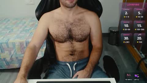 Juan  OF  myhairymacho online show from October 26, 11:49 am