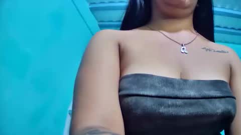 Snapshot of myhoney_hot chatting on December 3, 12:58 pm myhoney_hot online show from December 3, 12:58 pm