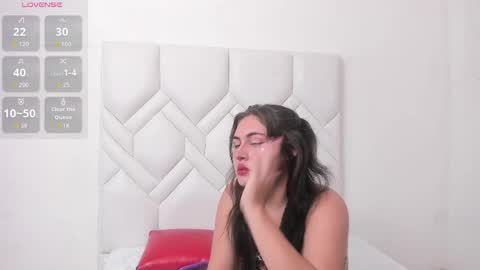 LINDA  AND EMILIO online show from April 26, 5:27 am