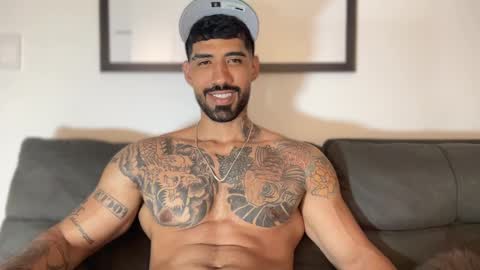 Myke esthetic online show from December 11, 3:35 am