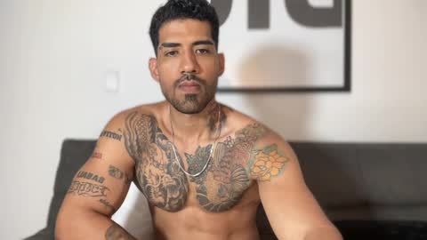 Myke esthetic online show from January 28, 2:21 am