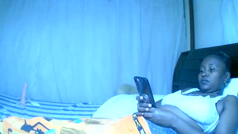 Snapshot of mylindasweet chatting on January 21, 6:54 am linda online show from January 21, 6:54 am